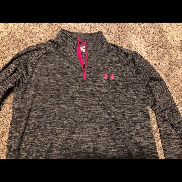 Under Armour Tops - Under armor pull over pink/grey